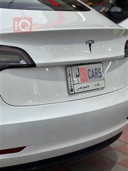 تێسلا مۆدێل 3